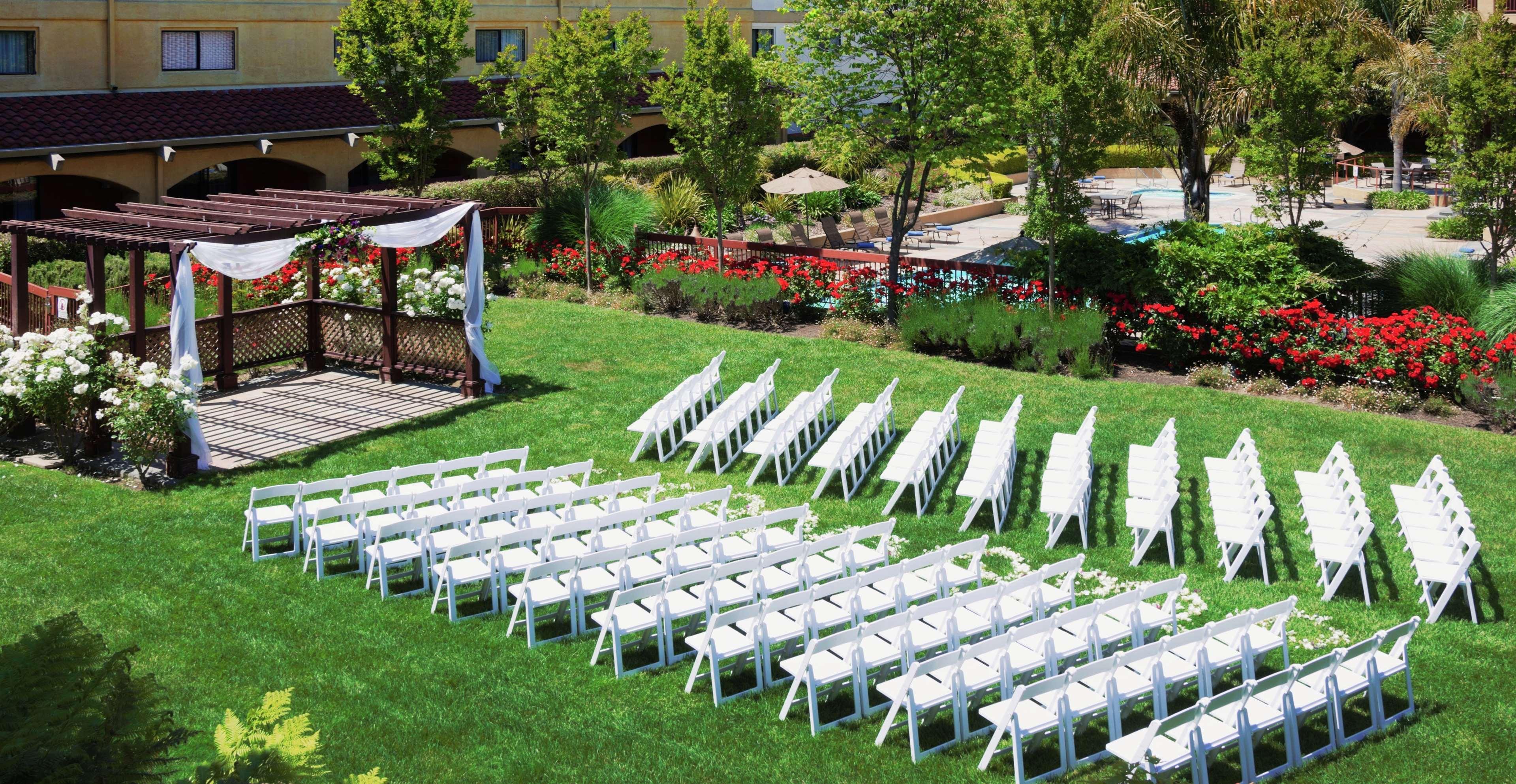 Hotel Doubletree By Hilton Sonoma Wine Country Rohnert Park Exterior foto