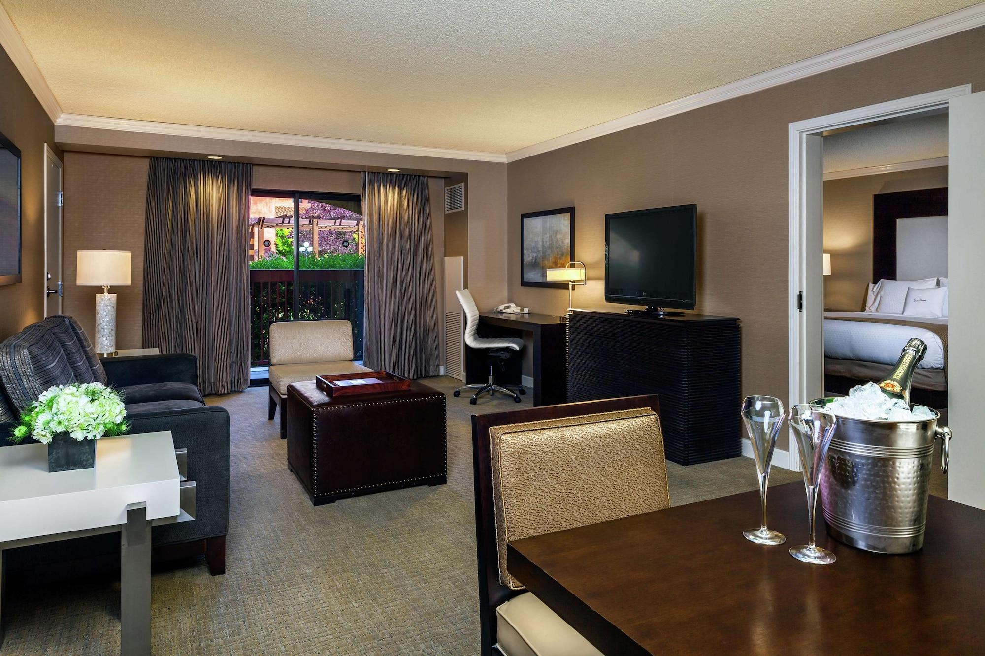 Hotel Doubletree By Hilton Sonoma Wine Country Rohnert Park Exterior foto